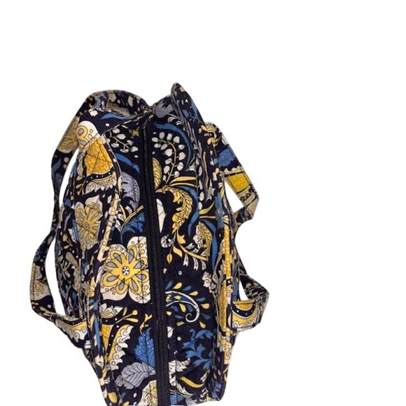 Vera Bradley Shoulder Bag in Retired Ellie Blue EUC! - Picture 4 of 7